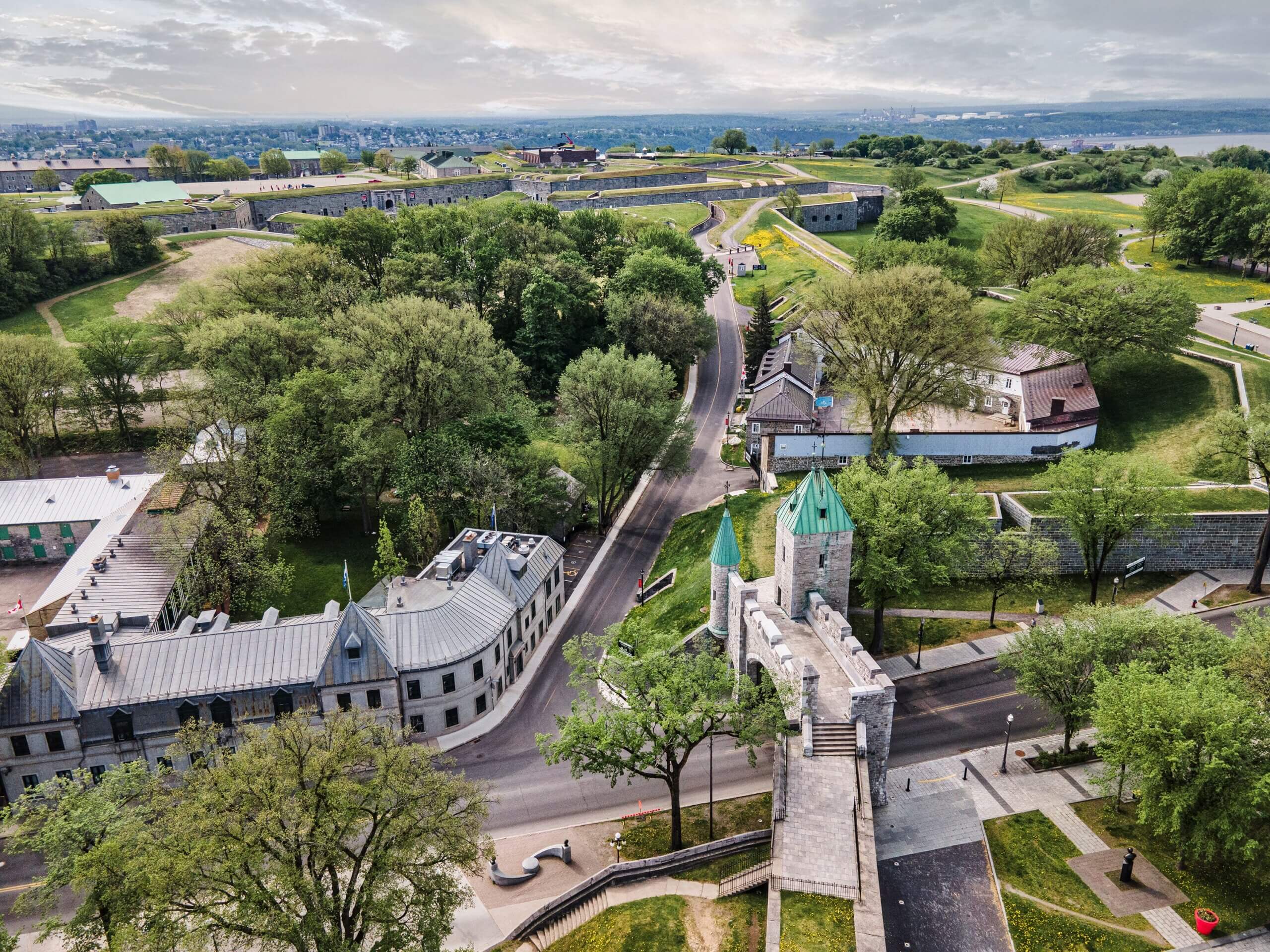 Vue aérienne des fortifications du Vieux-Québec